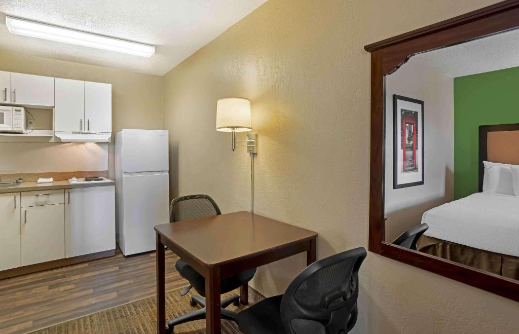 Kitchen and dining area